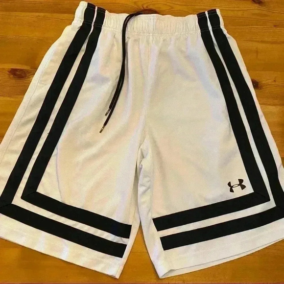 Under armour basketball shorts - Picture 1 of 8